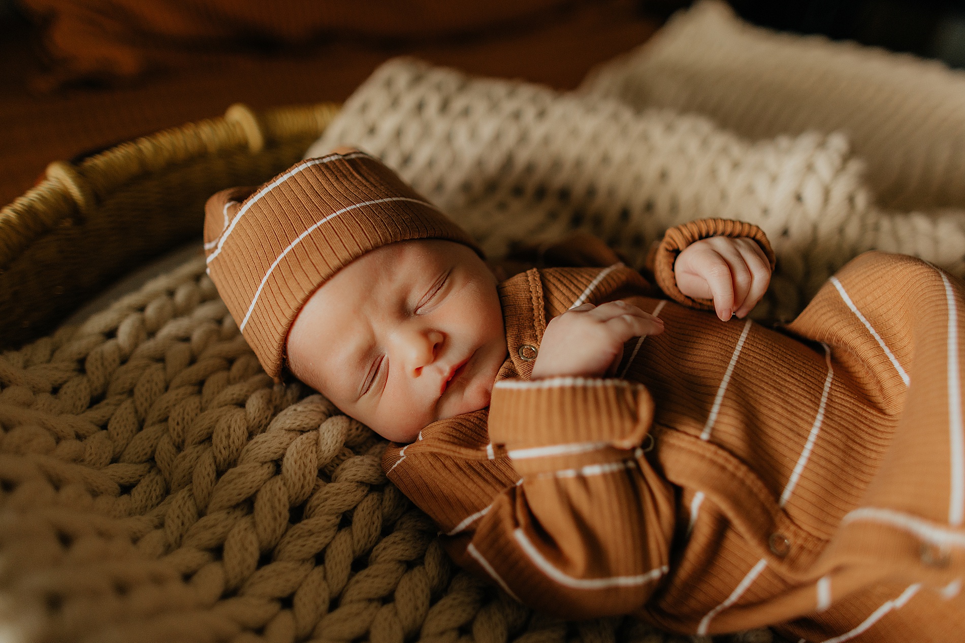 The Beauty of Candid Lifestyle newborn Photography
